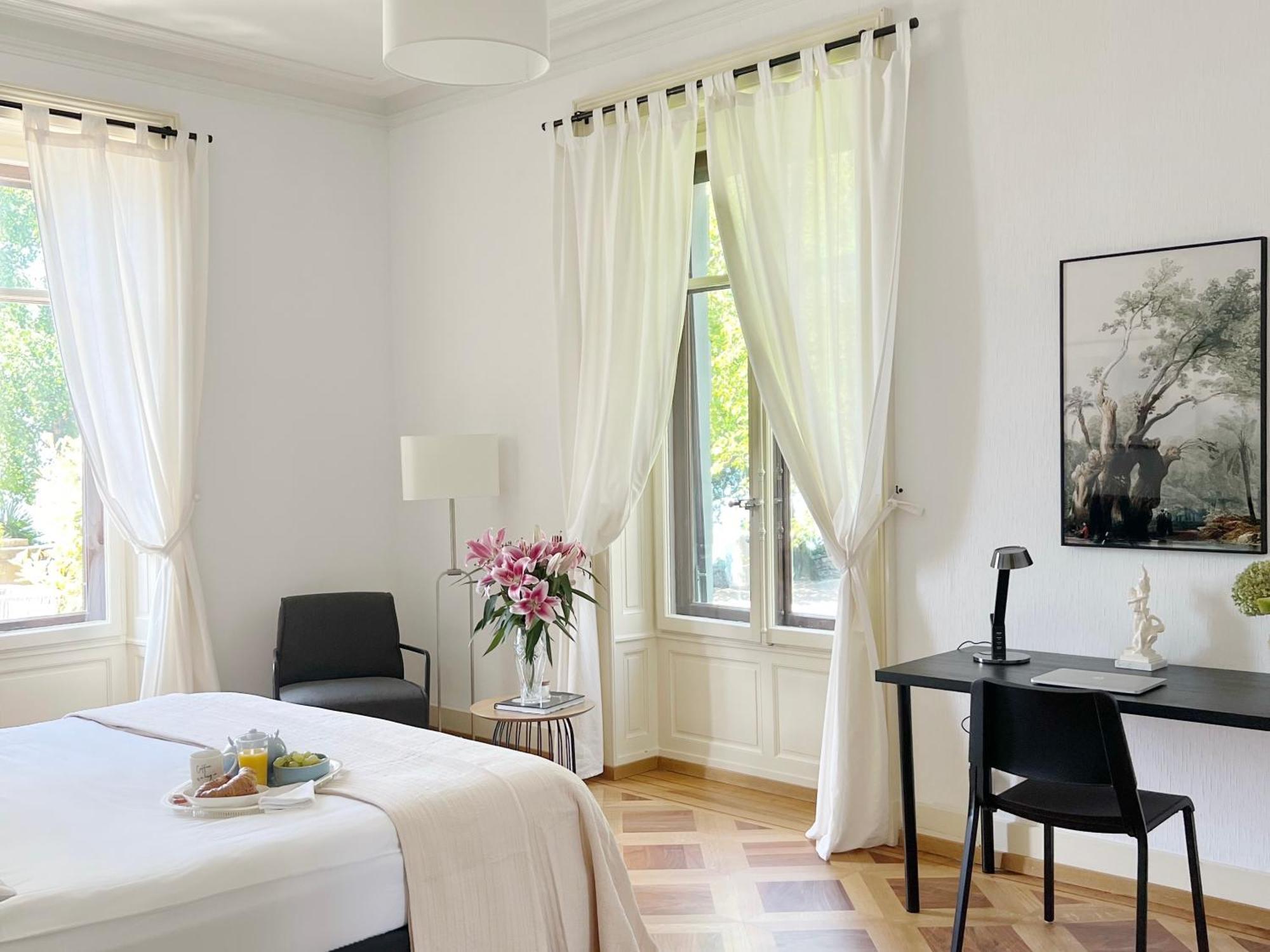 Montreux Luxury Suite Exterior photo